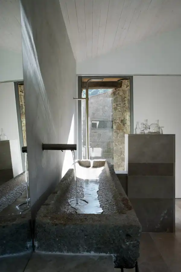 Abandoned barn home design6