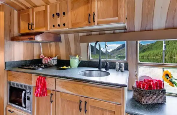 Airstream in mint condition travels5
