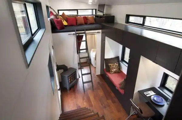 Andrew gabriella morrison tiny house2