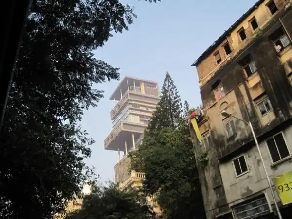 Antilia residence mumbai ambani sharp contrast 605x453