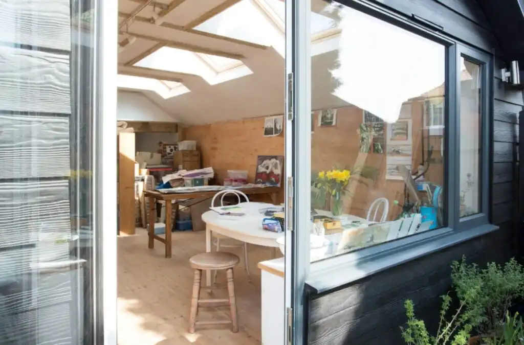 Art studio 1 1024x675