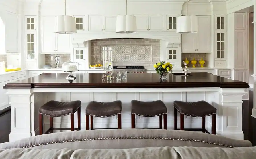 Bar stools coordinate with the countertop