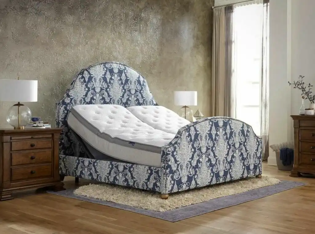 Bed with adjustable mattress 1024x761