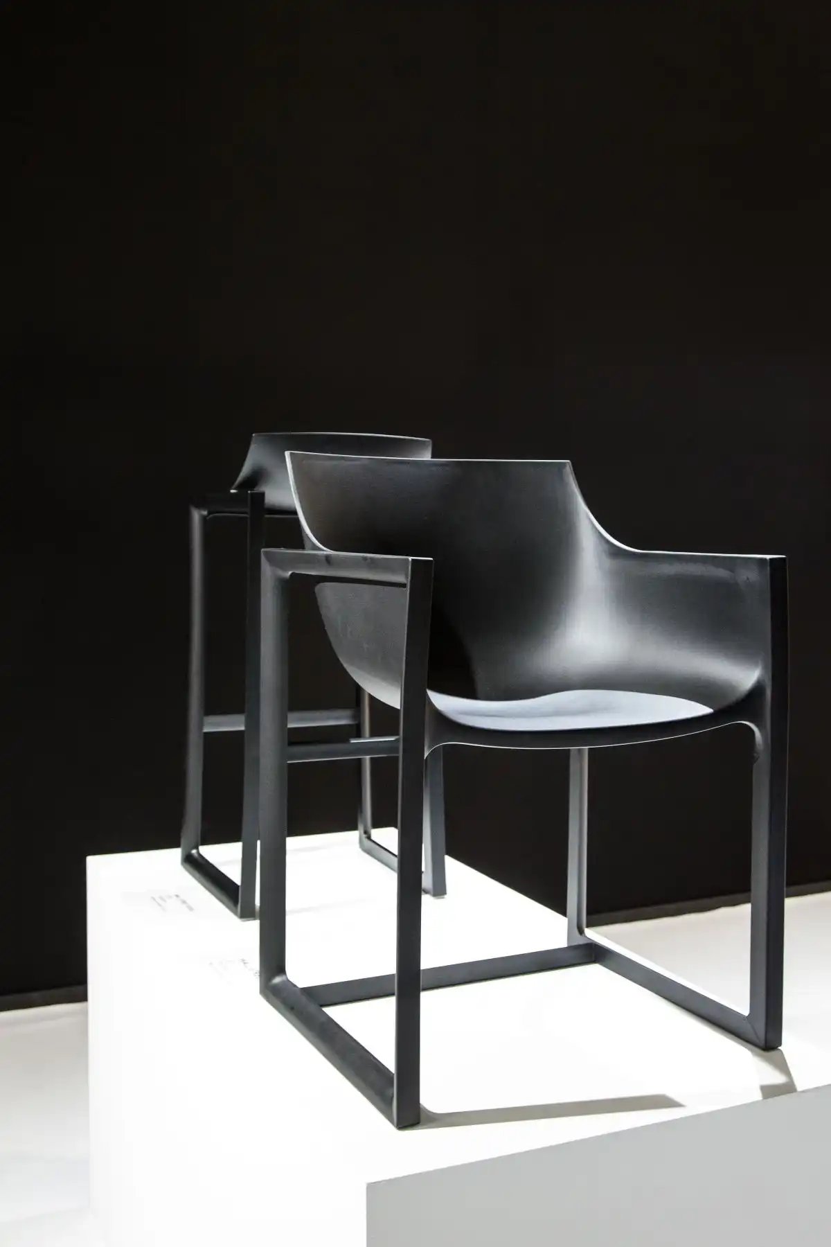 black pedrera chair for vondom