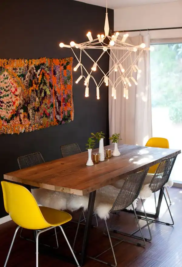 Don’t Be Afraid Incorporating Dark Walls Into Your Home Décor – Tips And Ideas