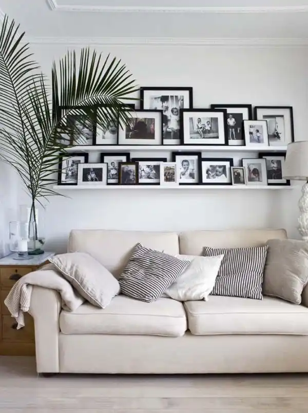 Black white wall art frames