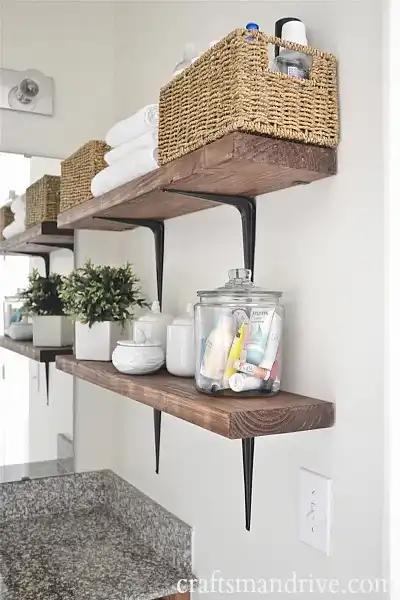 Brackets suit the shelves