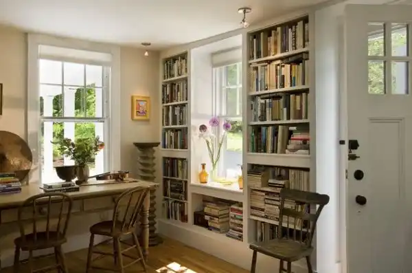 Built in bookshelf storage2