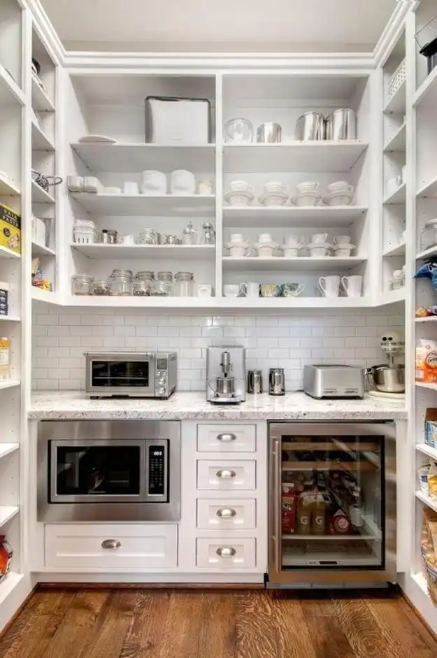 Butler’s Kitchen pantry