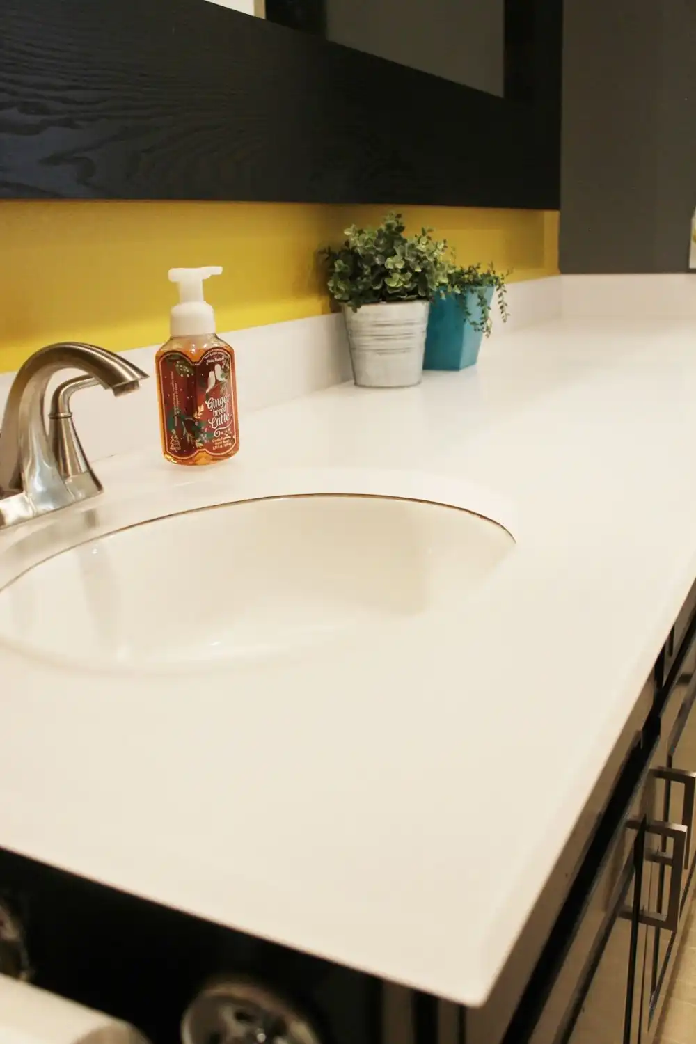 center of the long countertop