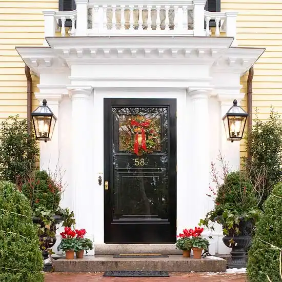 Christmas front door decoration red green porch