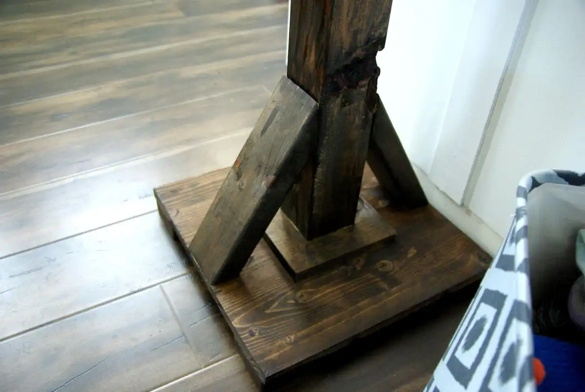 Coat rack base1