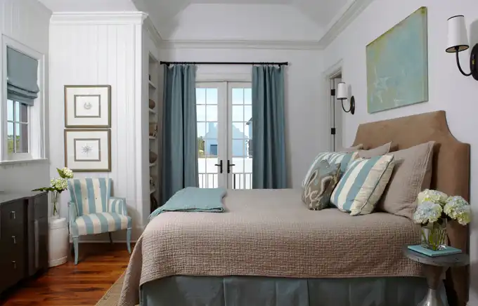 Color and patterns for master bedroom