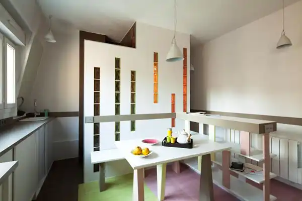 Colorful small apartment3