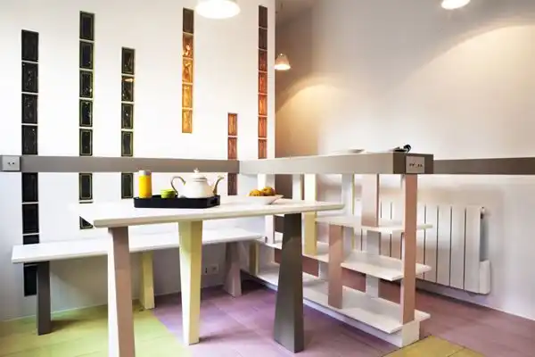Colorful small apartment5