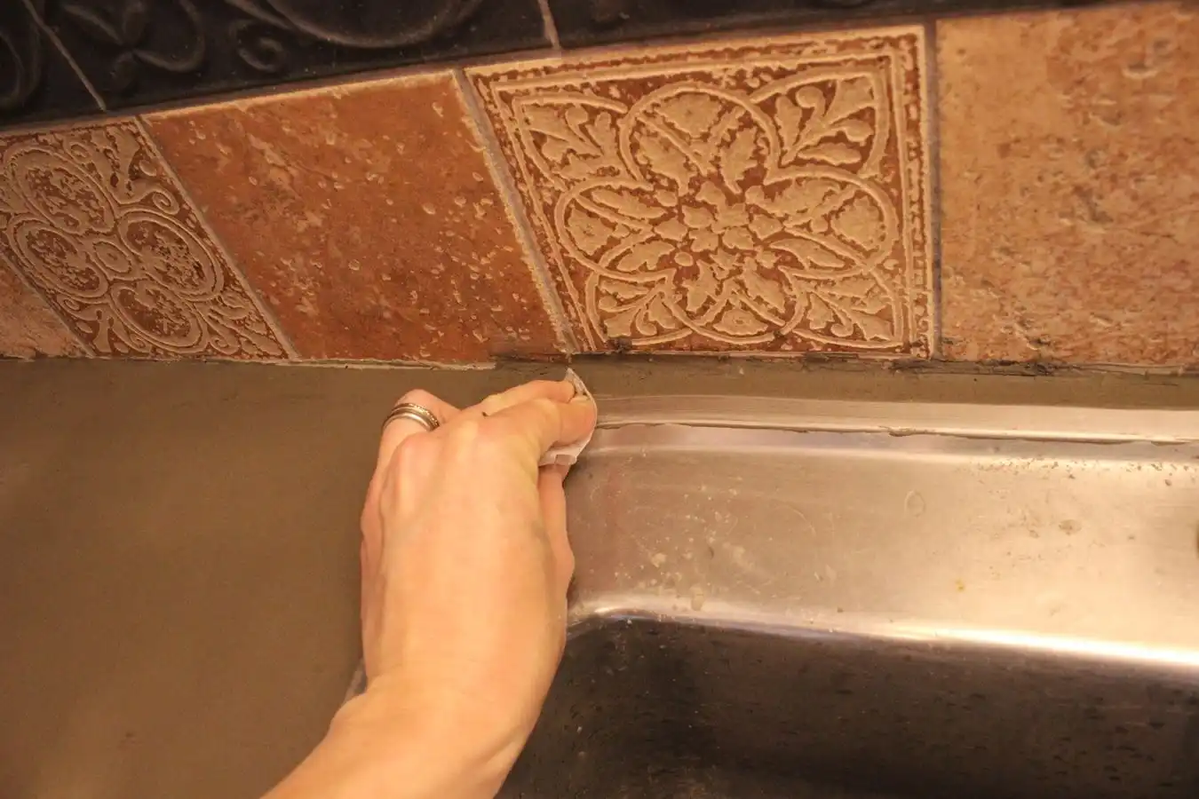 Concrete kitchen wipe off