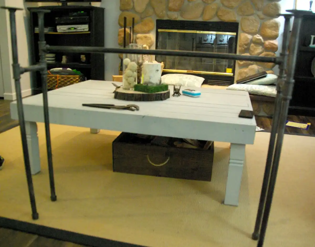 Console table legs closer look