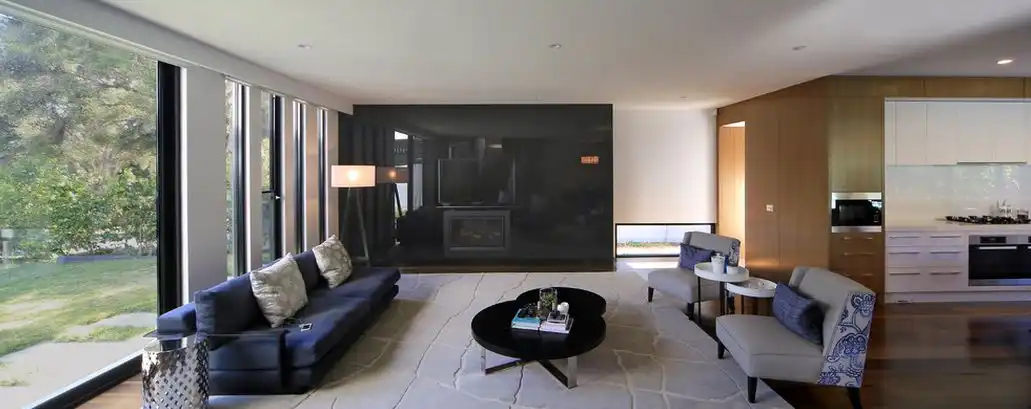 contemporary-living-room-with-clean-lines