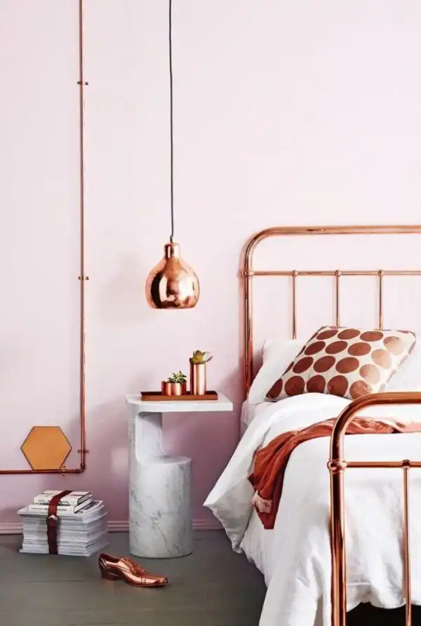 Copper pipes bed