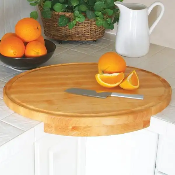 Corner cutting board