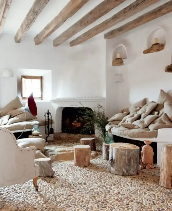 Costal feel cave house1