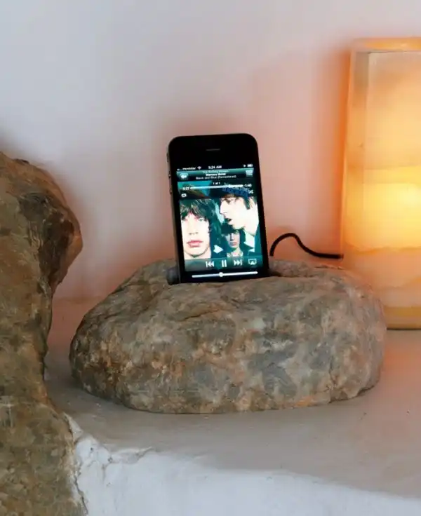 Costal feel cave house4
