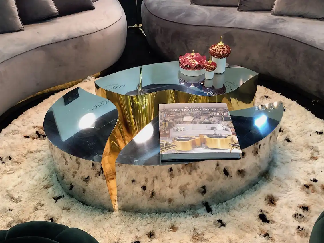 Soffbord i vardagsrummet med design som bryter med traditionen 5 Covet house coffee table