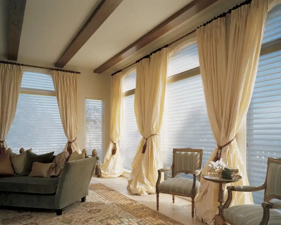 cream-pleated-curtains'