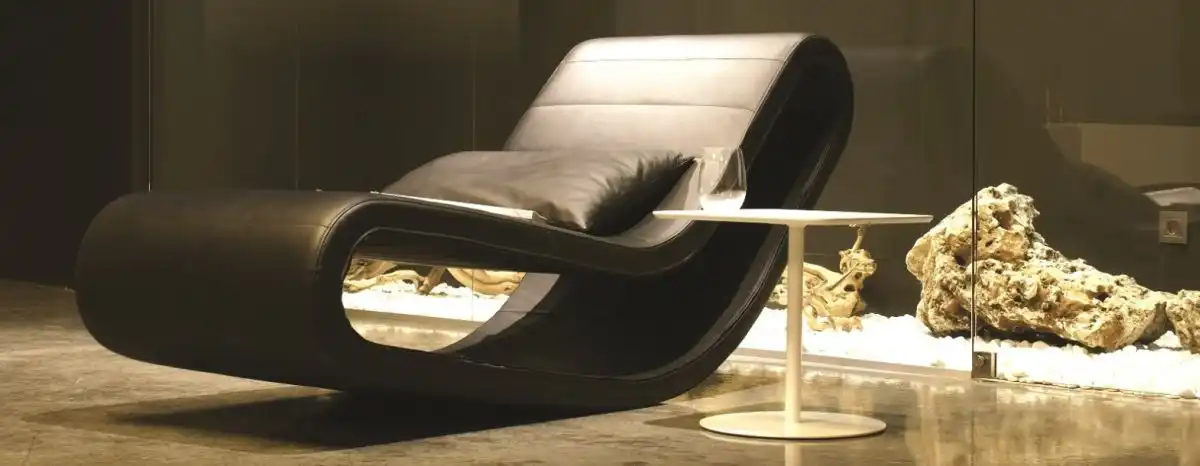 Daydream chaise lounge by Alp Nuhoglu