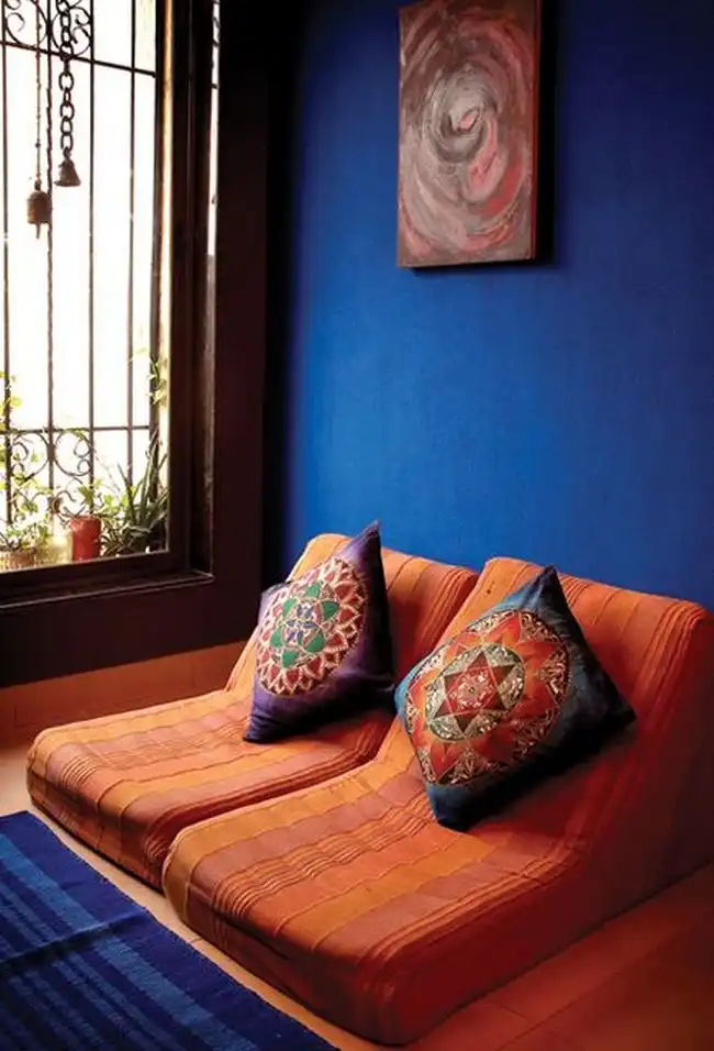 Deep blue walls