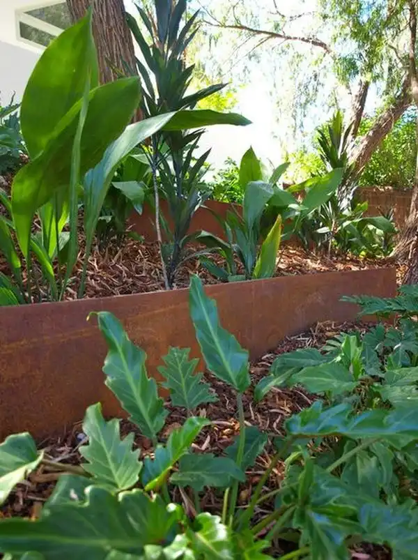 design-metal-edging-for-the-garden