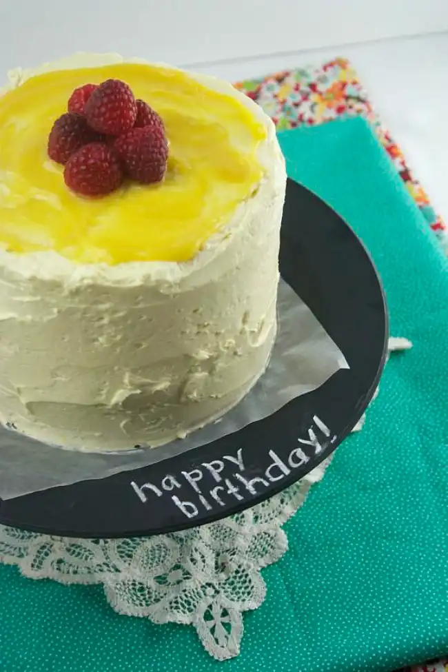 diy chalkboard cake stand