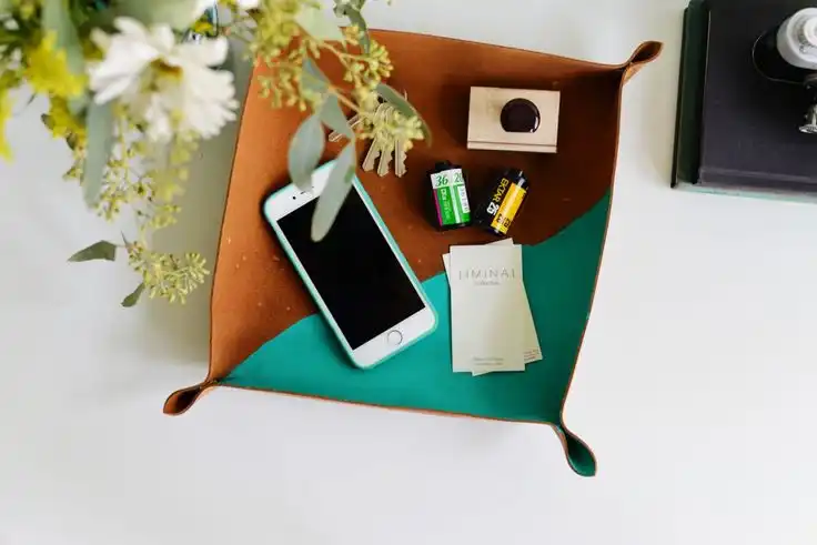 diy leather catchall
