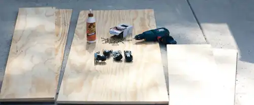 Diy outdoor wood planters on casters 2