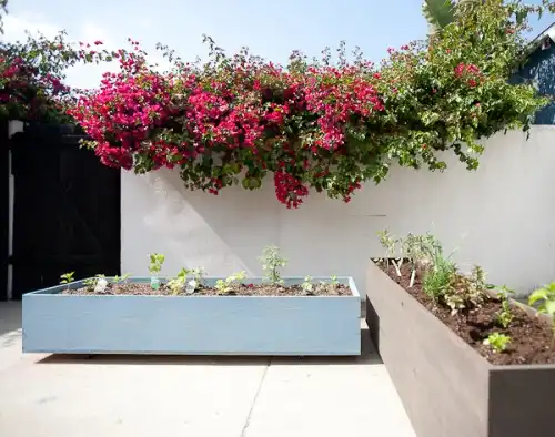 Diy outdoor wood planters on casters