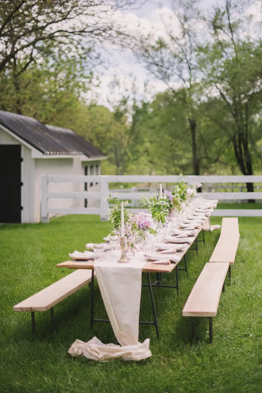 farm-outdoor-party-large-benches