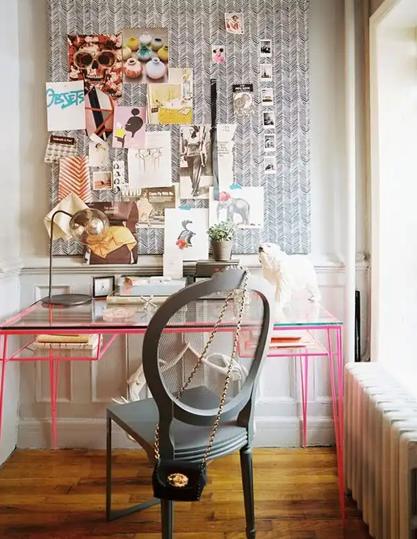 Feminine desk decor