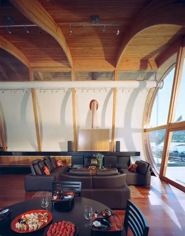 Floating house 4