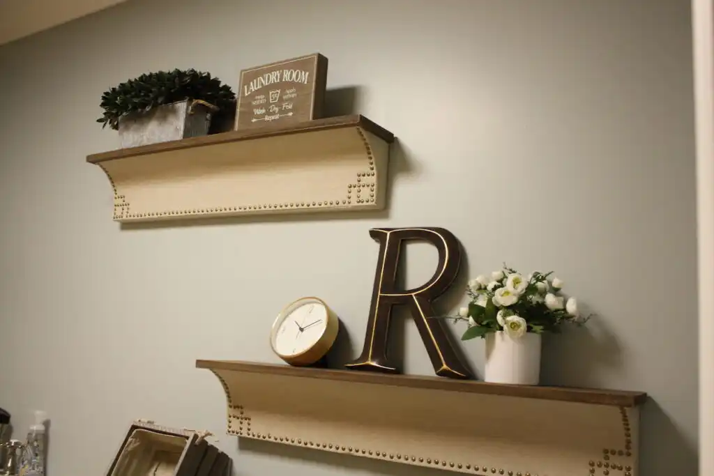 Floating Shelf Decor 