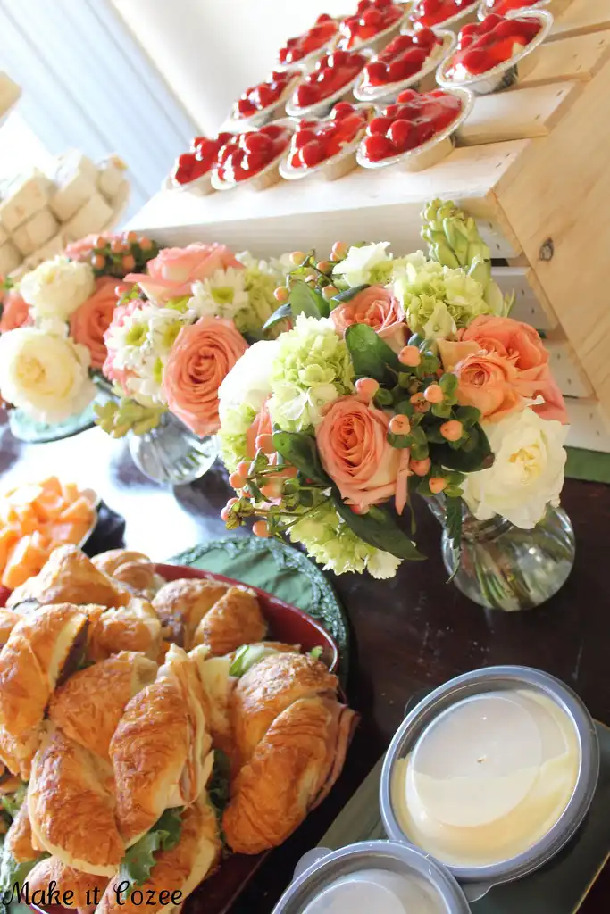 Flower arrangement for houseparty