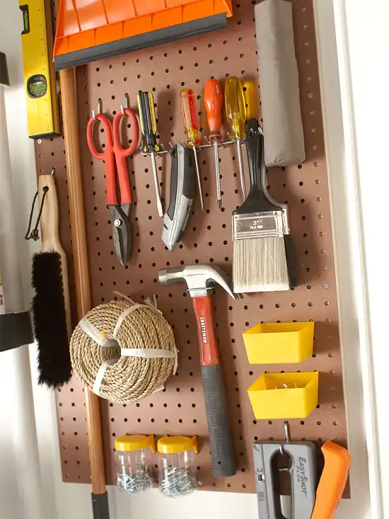 garage-option-pegboard
