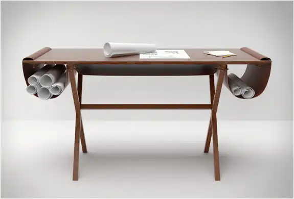 giorgio-bonaguro-oscar-desk