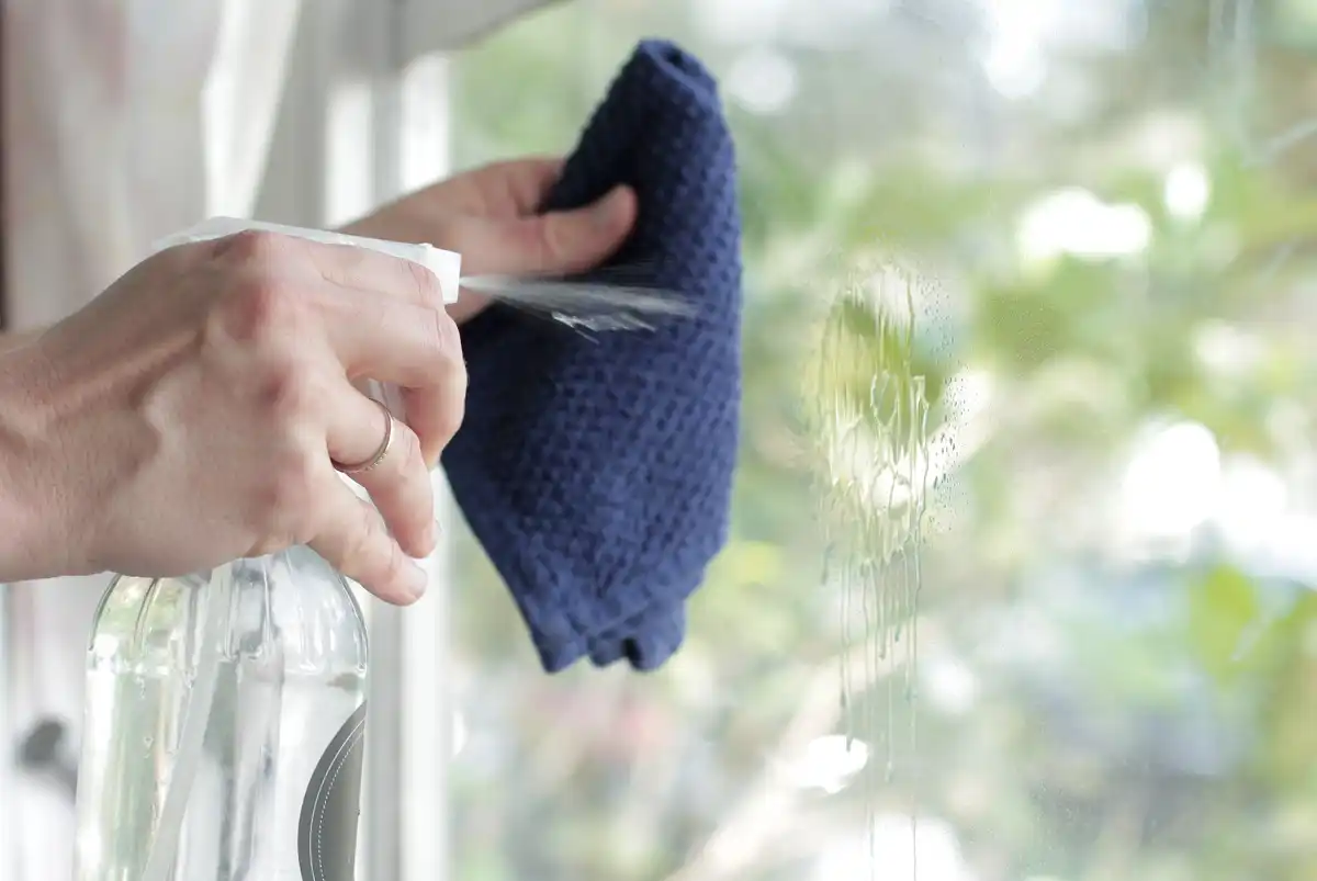 Glass cleaner homemade