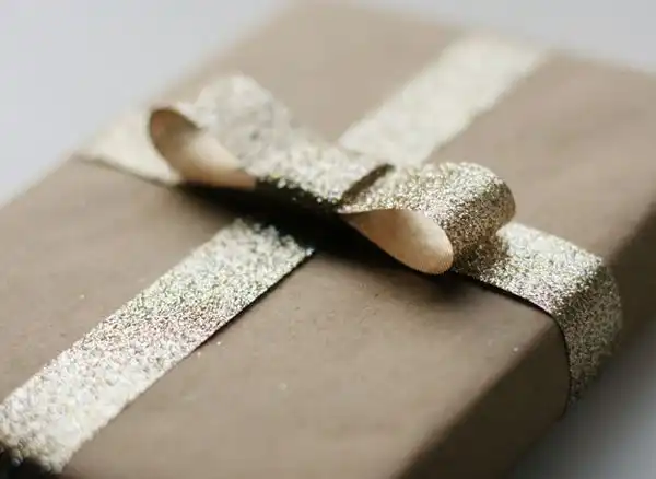 Glitter bow