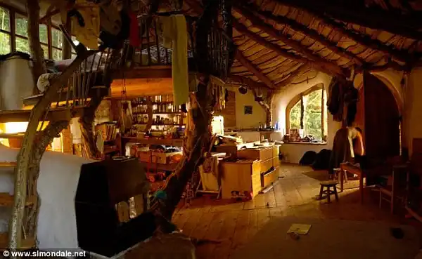 Hobbit family house