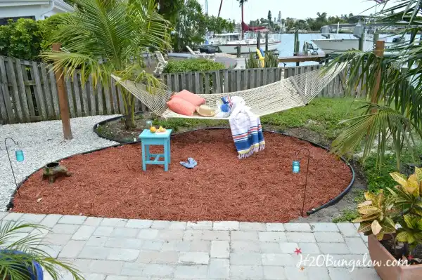 How to build DIY hammock with posts