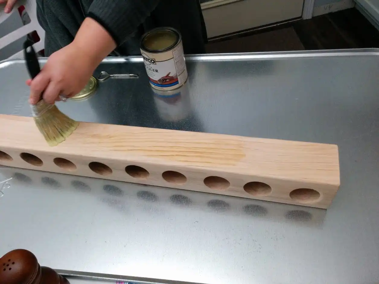 How to shine wood laquer tip