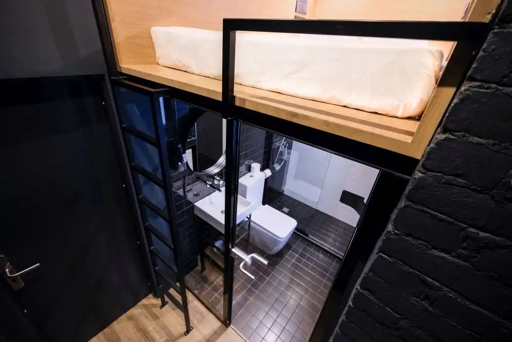 inBox Capsule Hotel in St. Petersburg bath