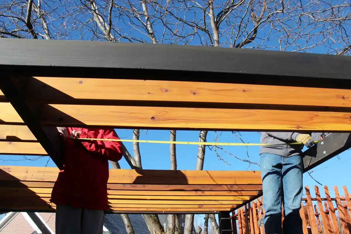 How to Install Modern Pergola Rafters Without Brackets - second half