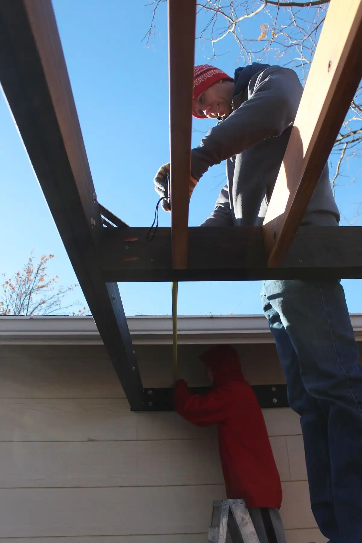 How to Install Modern Pergola Rafters Without Brackets - pocket hole side
